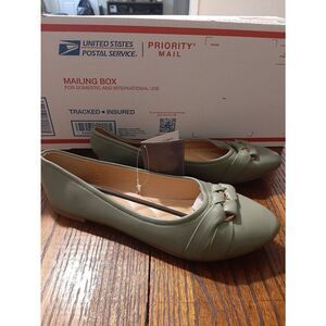 New Size 11 Green Musshoe Women's Casual Dress Flats